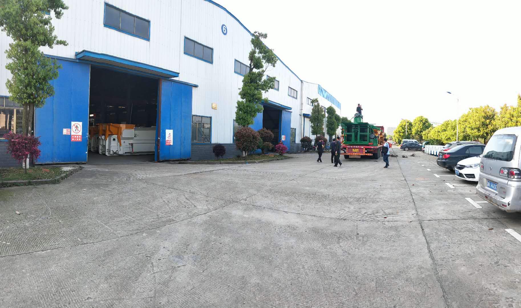 長沙湘一機(jī)械有限公司,長沙環(huán)衛(wèi)設(shè)備制造,長沙環(huán)衛(wèi)設(shè)備銷售,保潔項目