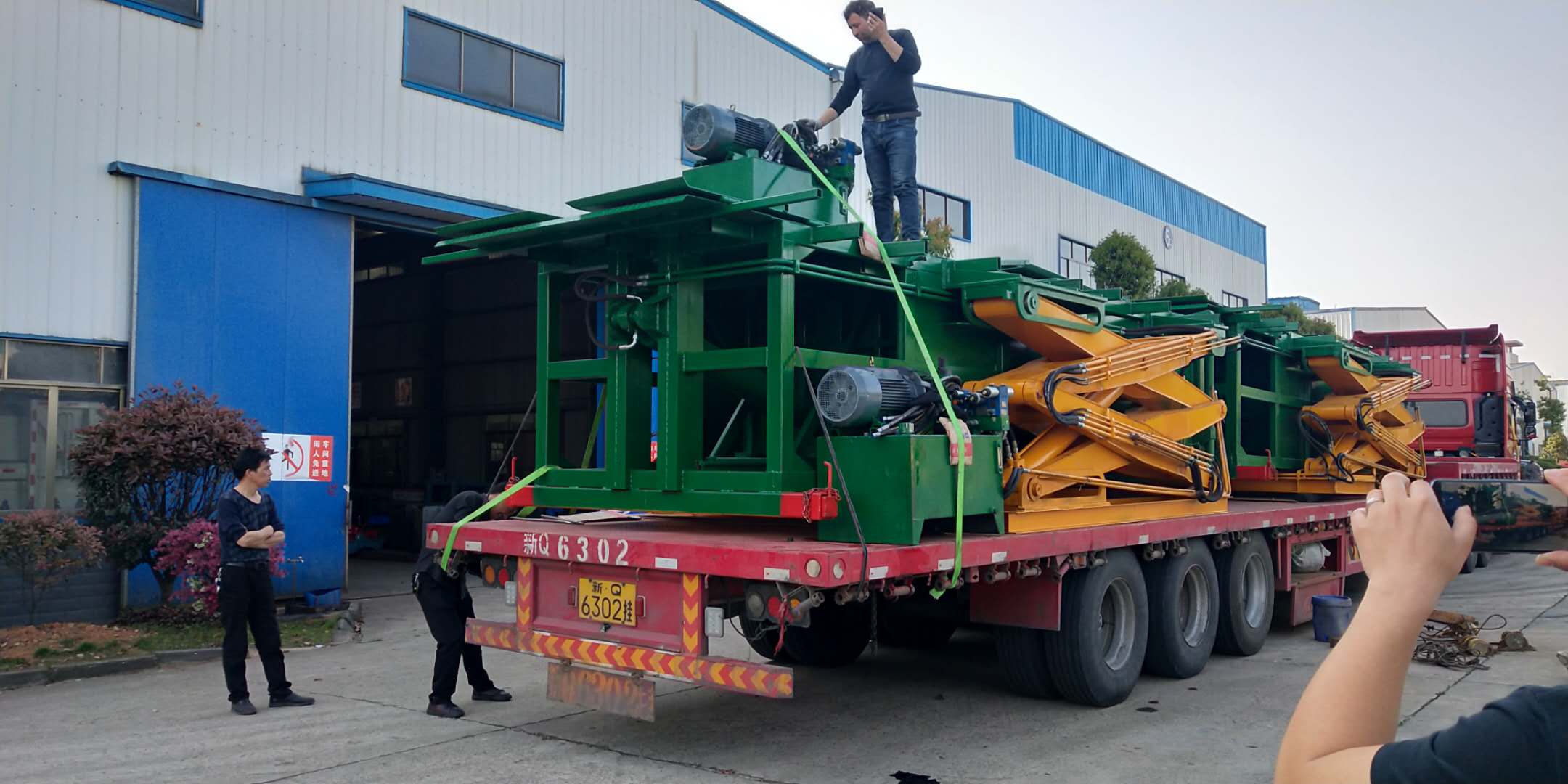 長沙湘一機(jī)械有限公司,長沙環(huán)衛(wèi)設(shè)備制造,長沙環(huán)衛(wèi)設(shè)備銷售,保潔項目